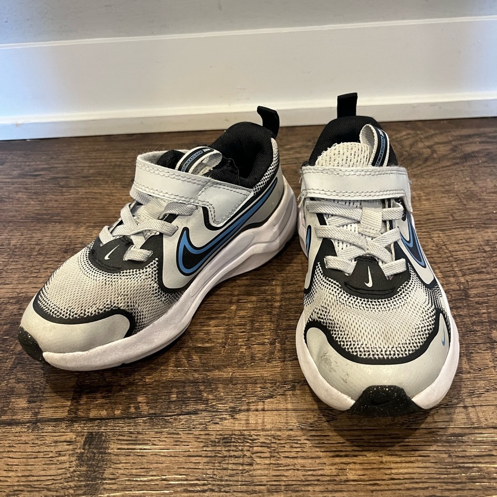 Nike Kids' Gray and Blue Sneakers